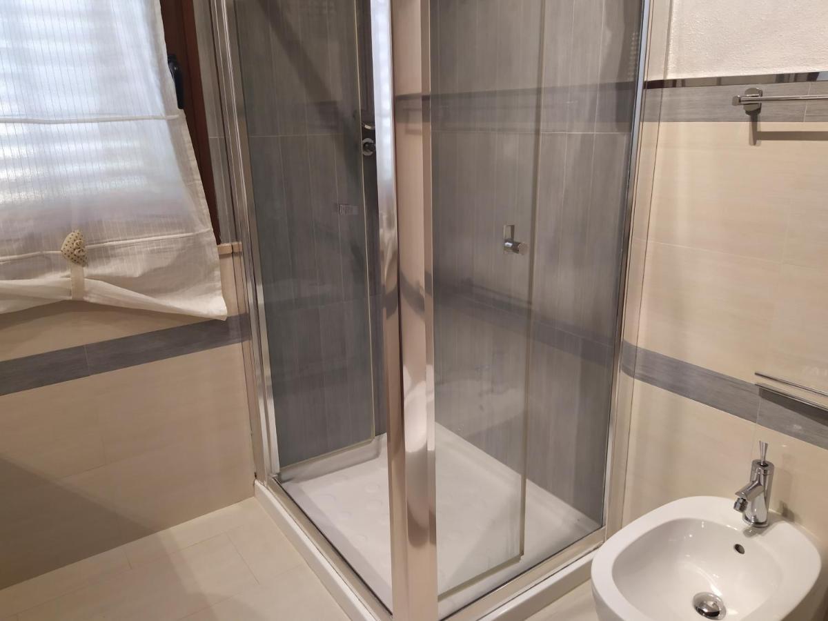 Casa Calcutta - Iun Q3398