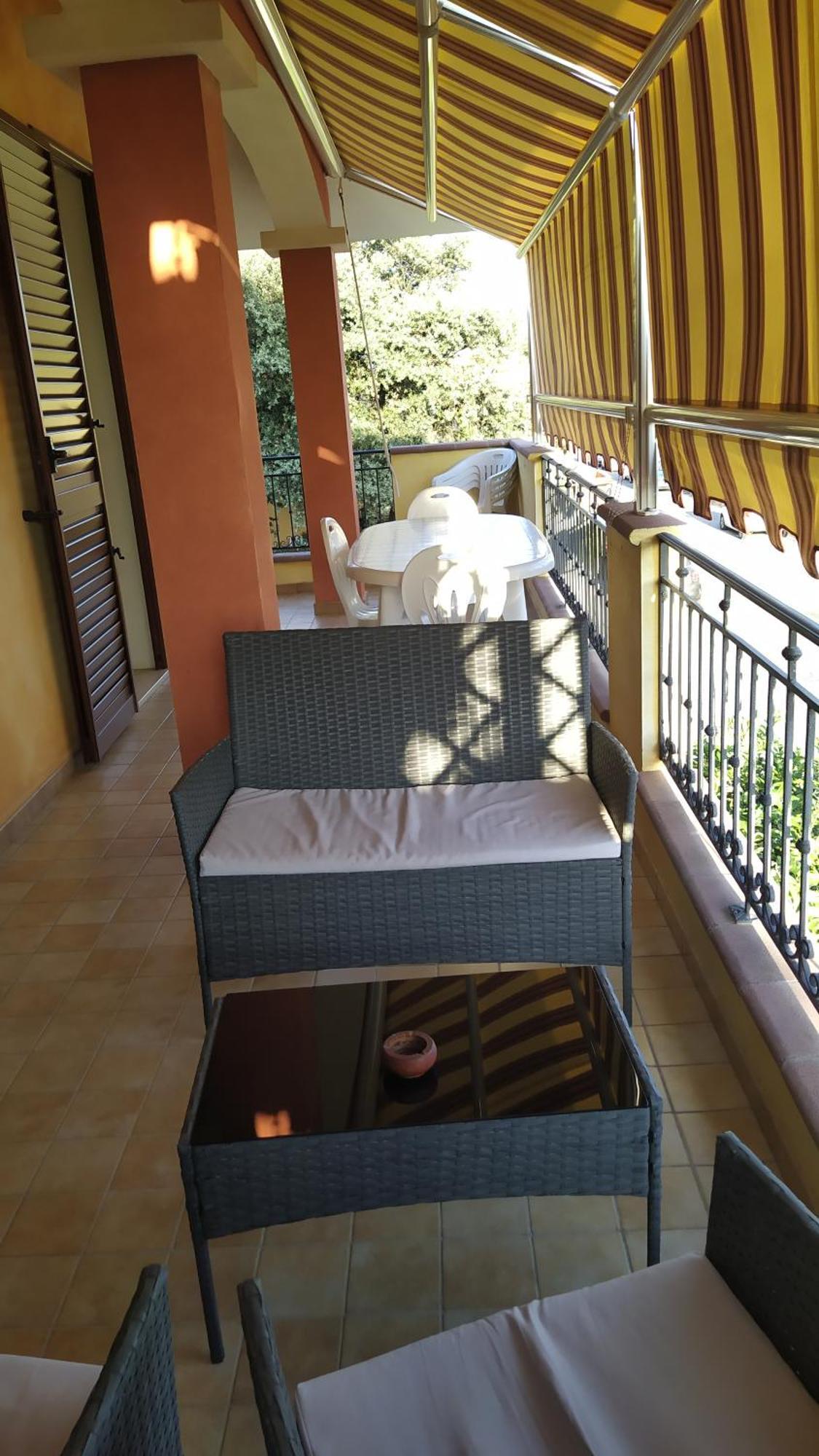 Casa Calcutta - Iun Q3398 *